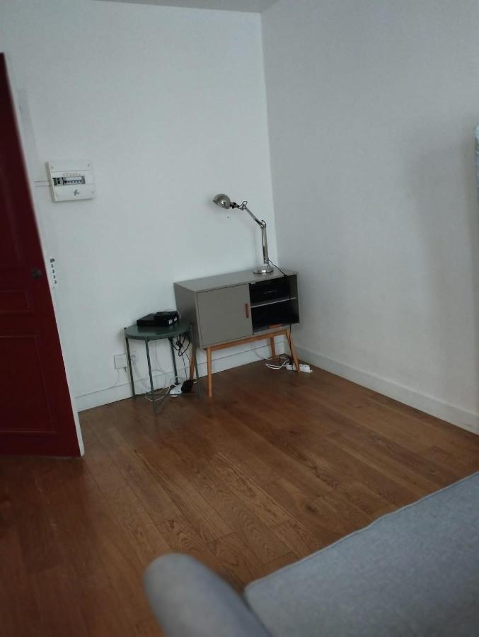 Studio 11 Calme Quartier Central, Anime, Proche Metro Appartement *