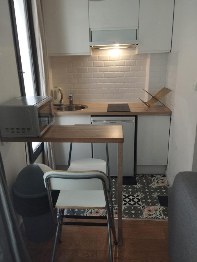 Studio 11 Calme Quartier Central, Anime, Proche Metro *